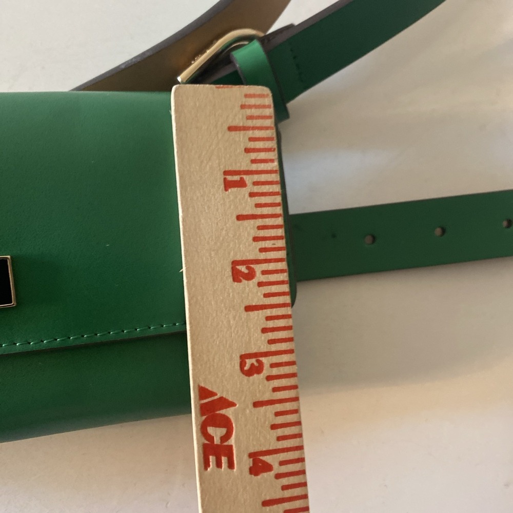 Kate Spade Leather Belt Bag Travel Fanny Pack Size L/XL Green EUC Minimalist - Picture 8 of 9